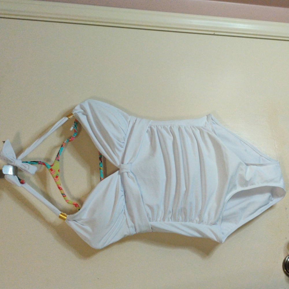Aqua Eve White One Piece Swimsuit Size L NWT Beach Vacation Resort Summer